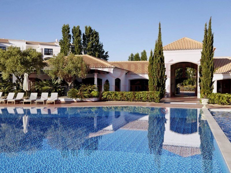 2 And 3 Bedroom Apartments In The Luxury In Olhos De água, Algarve