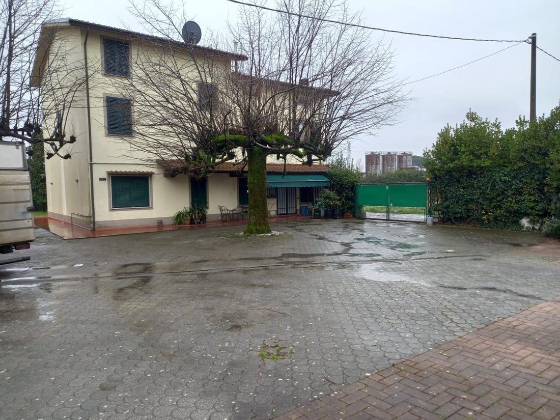 Villa in Center, Capannori, Tuscany 3 - 12591777