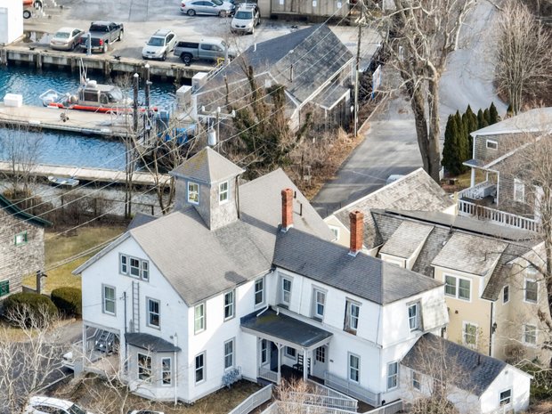 House in Falmouth, Massachusetts, United States 1