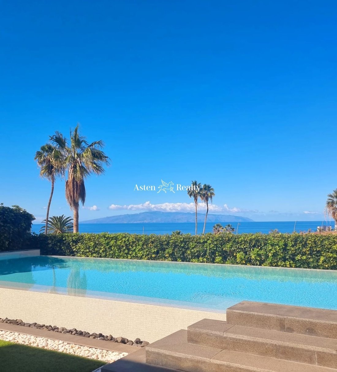 Villa in La Caleta, Adeje, Canary Islands 3 - 12594837