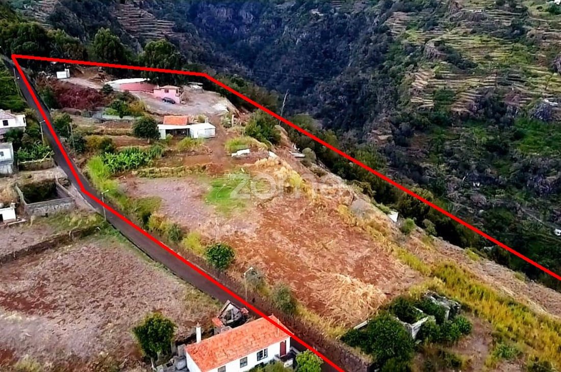 Santa Cruz Land In Santa Cruz, Madeira, Portugal For Sale (12595334)