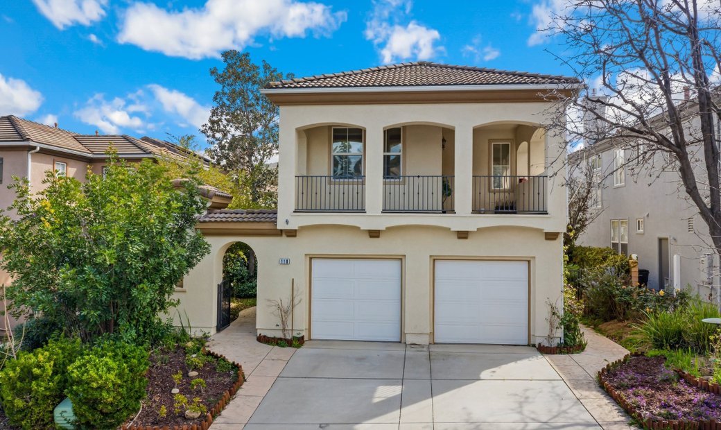 110 Park Hill Rd In Simi Valley, California, United States For Sale