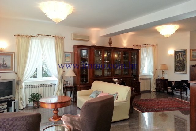 House in Gradski kotar Grad, Split, Split-Dalmatia County 2 - 12596165