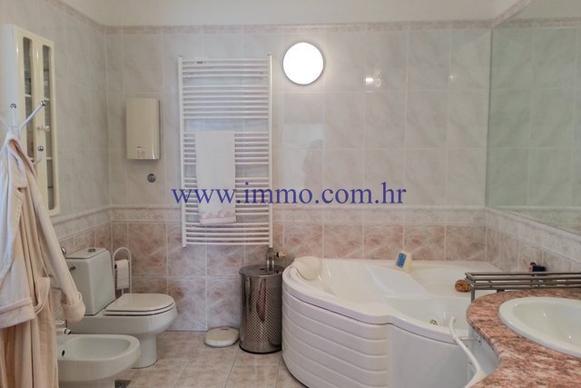 House in Gradski kotar Grad, Split, Split-Dalmatia County 5 - 12596165