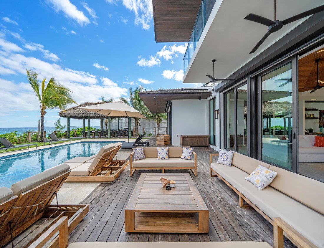 Harbour Island Beach Front Home In Dunmore Town, Harbour Island, The Bahamas For Sale (12493581)