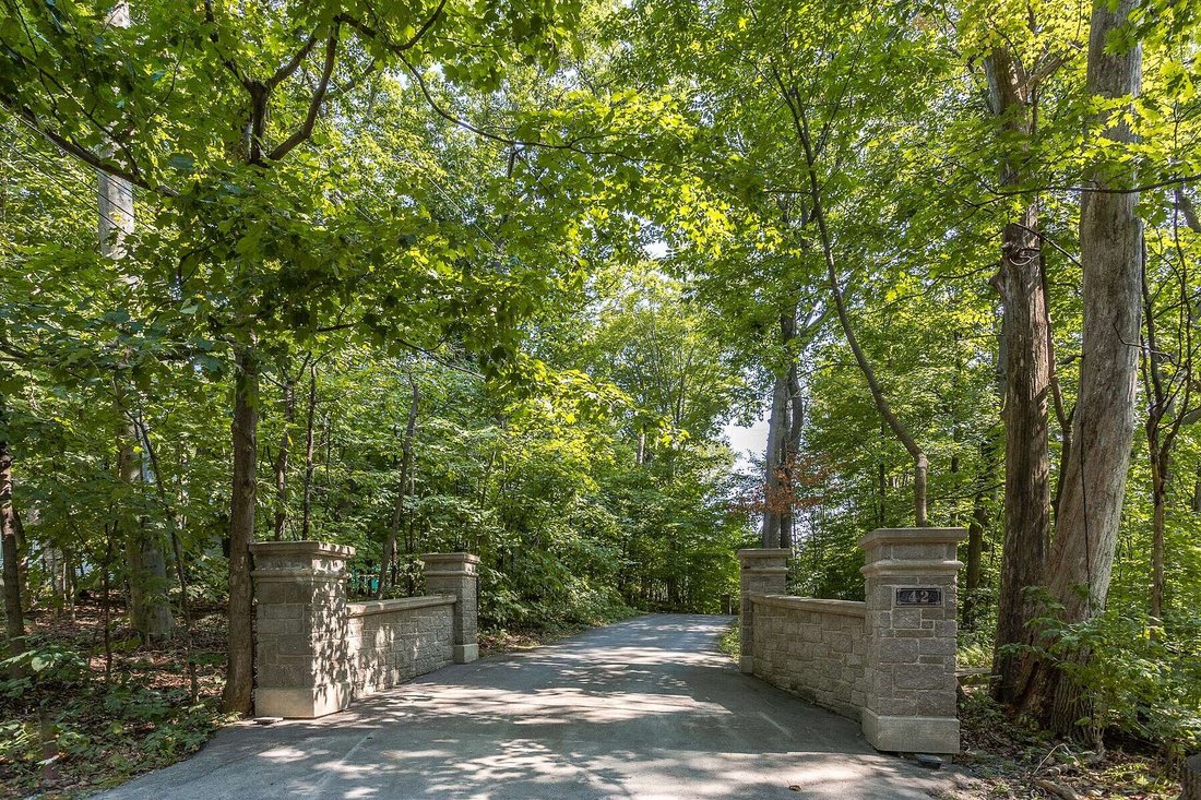 L'île Cadieux, Montérégie In L'île Cadieux, Quebec, Canada For Sale