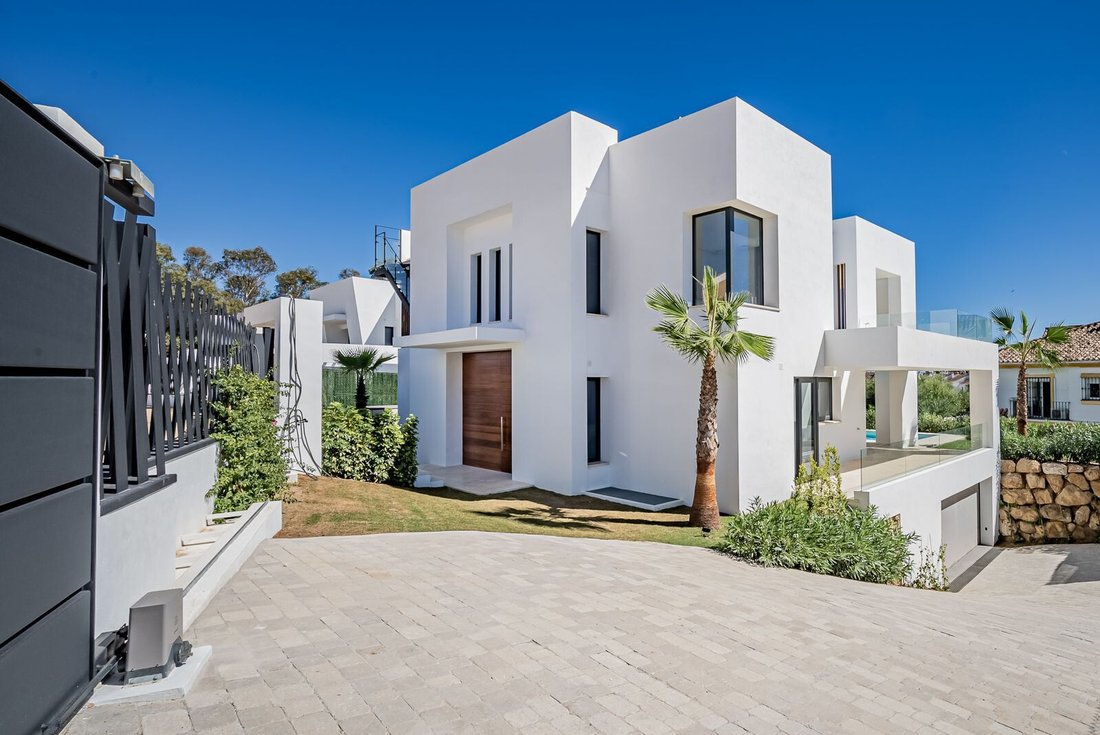 Villa in Benahavis, Andalusia, Spain 4 - 12600255