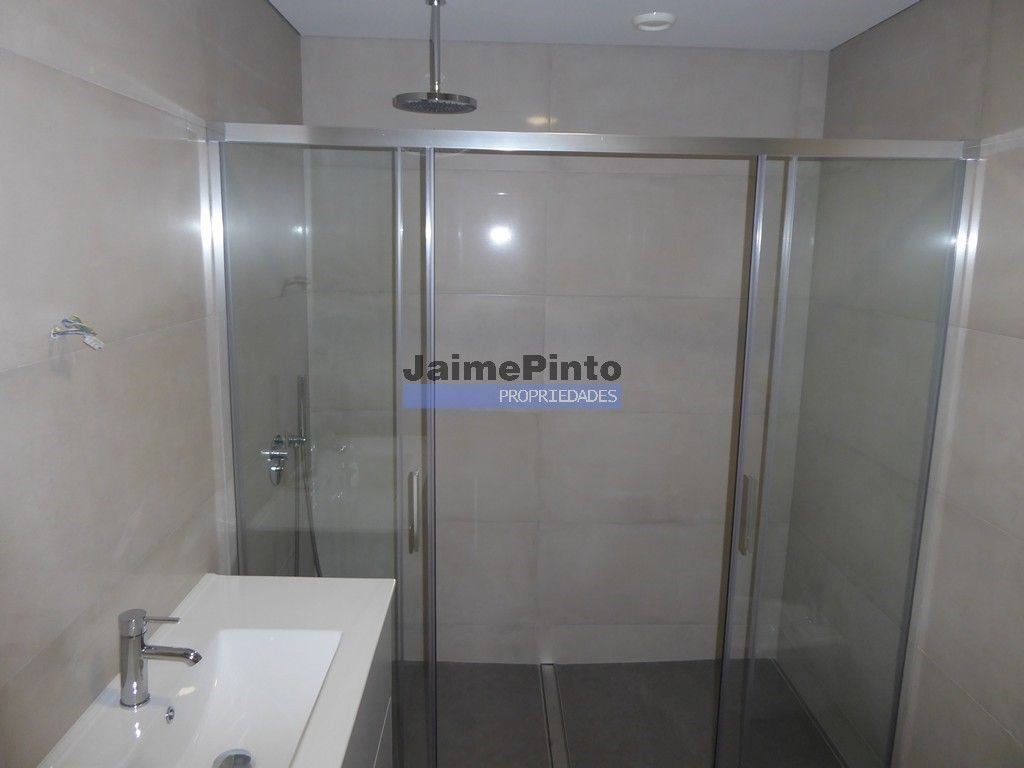 Apartment in Cedofeita, Santo Ildefonso, Se, Miragaia, Sao Nicolau e Vitoria, Porto District, Portugal 4 - 12598386