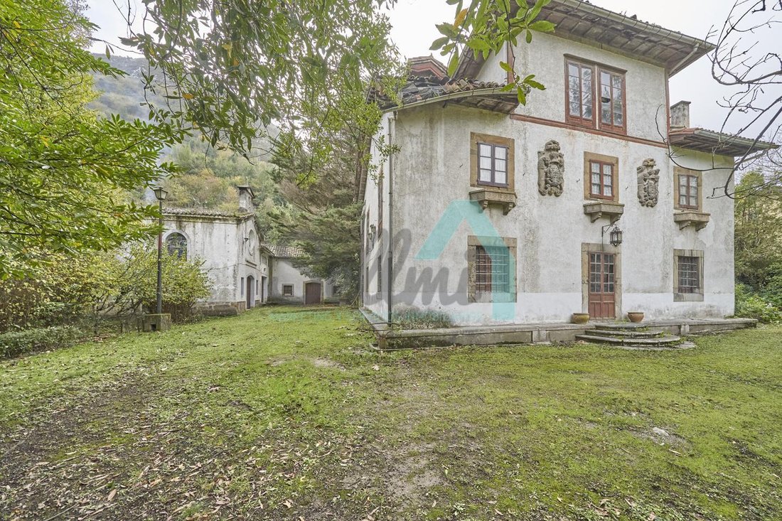 Villa in Oviedo, Asturias, Spain 4 - 12597146