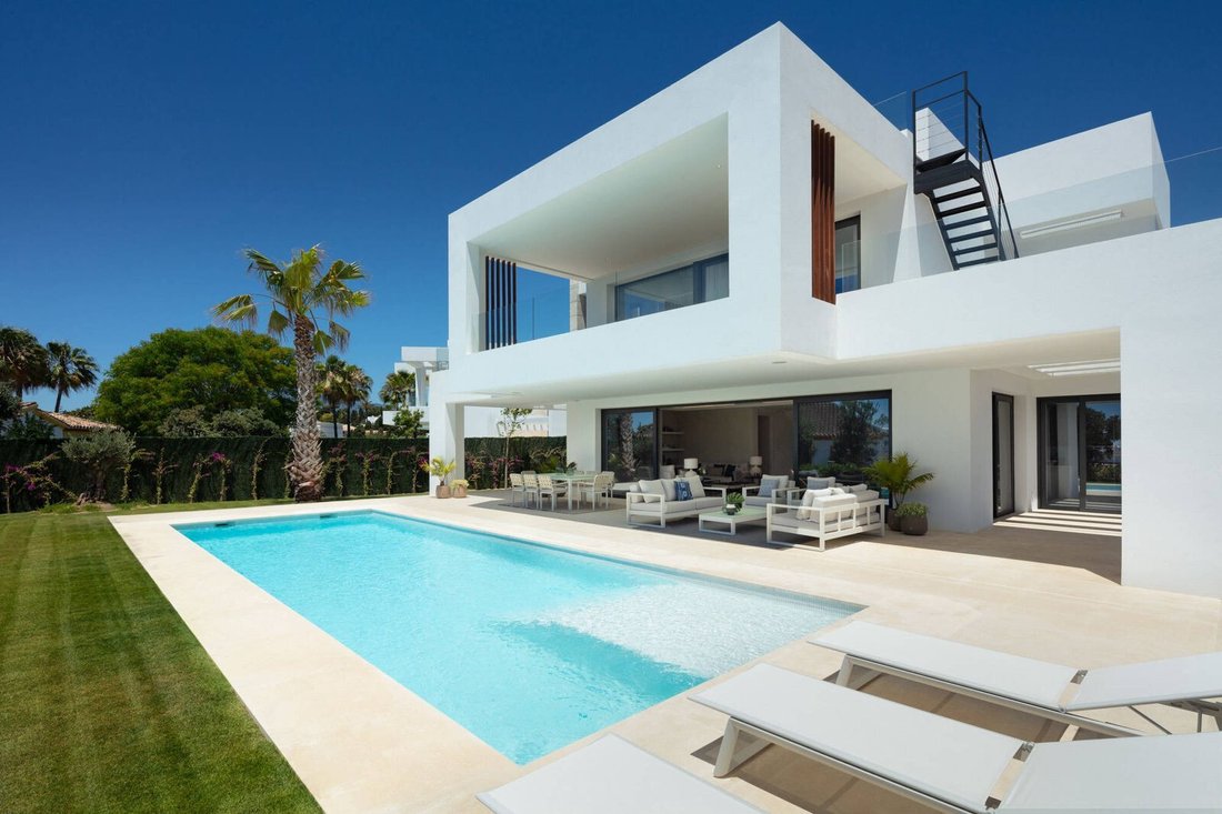 Villa in Benahavis, Andalusia, Spain 3 - 12600255