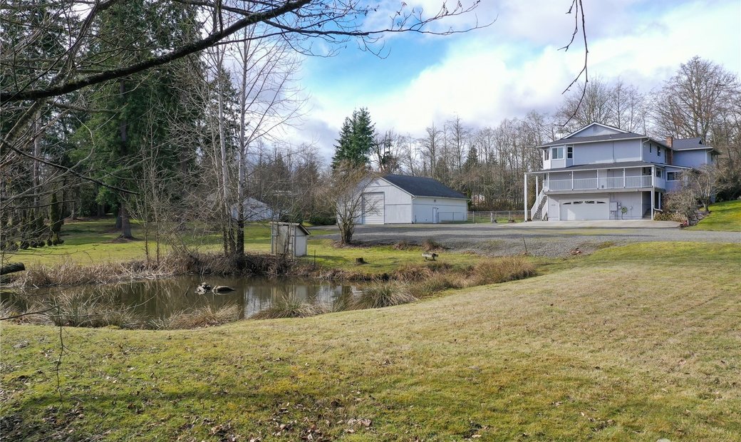 Exceptional Multi Generational Living In In Puyallup, Washington