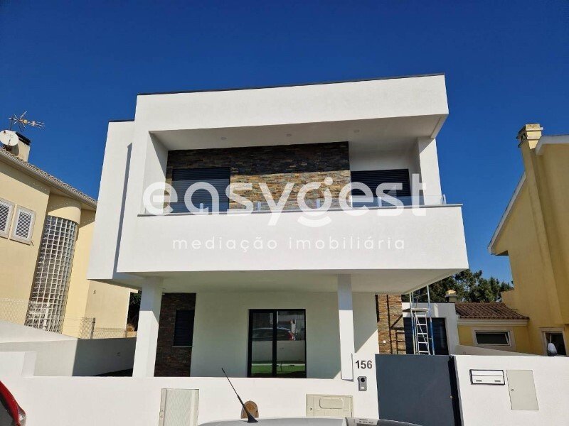 Exelente Detached House T3 1 With Swimming Pool In In Amora, Setubal