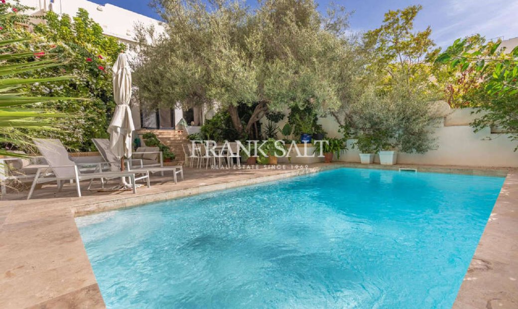 Sliema, Converted Town House In Sliema, Malta For Sale (12603291)