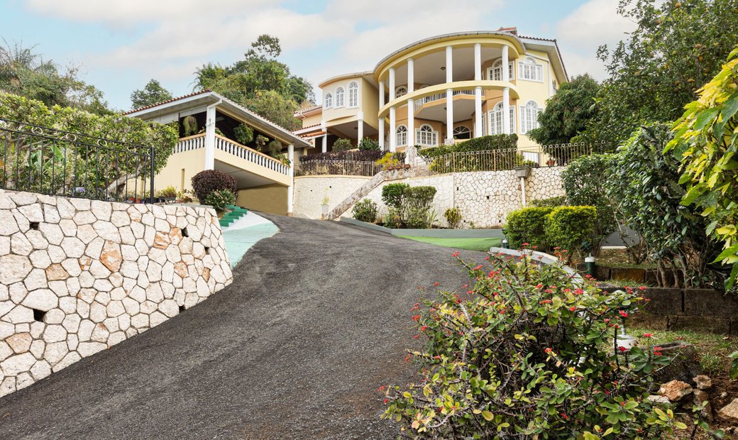 Old Stony Hill Road In Golden Spring, St. Andrew Parish, Jamaica For Sale (12604925)