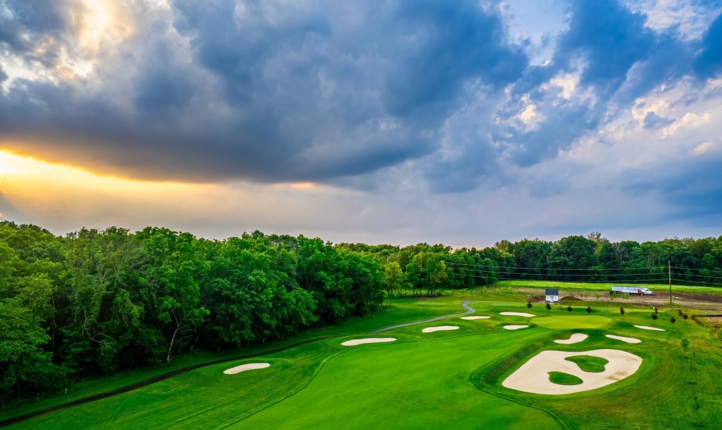 To Holliday Farms In Zionsville, Indiana, United States For