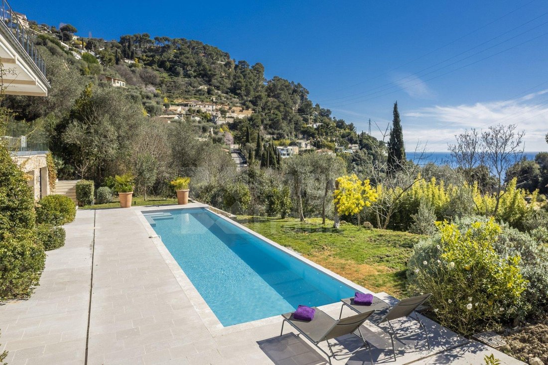 Villa in Villefranche-sur-Mer, Provence-Alpes-Côte d'Azur, France 4 - 12593571