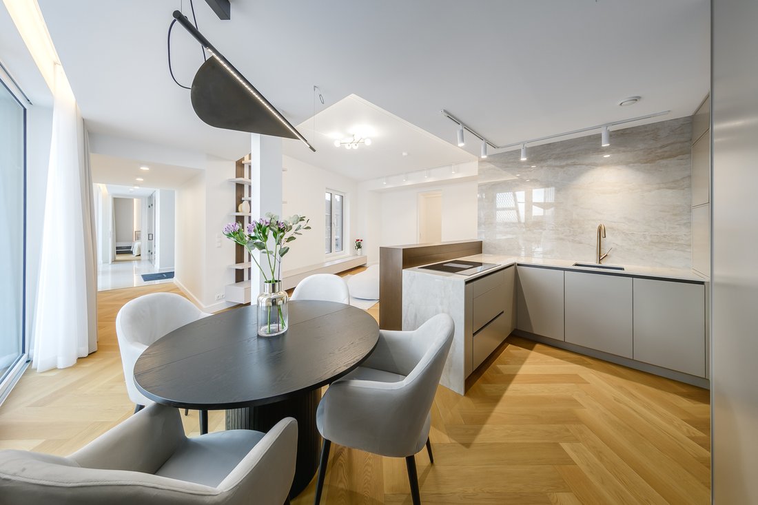 Ambassador In Tallinn, Harju County, Estonia For Sale (12377219)