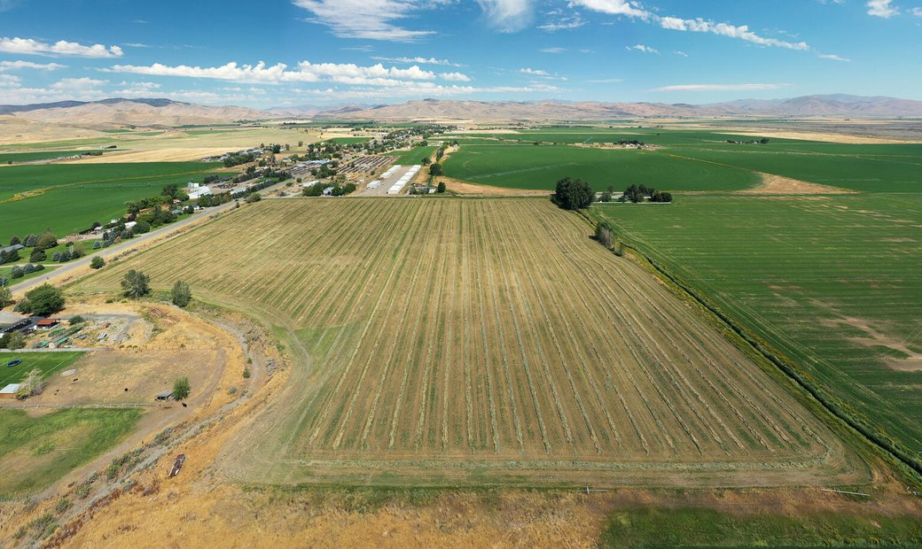 20362 S Main St In Carey, Idaho, United States For Sale (12203276)