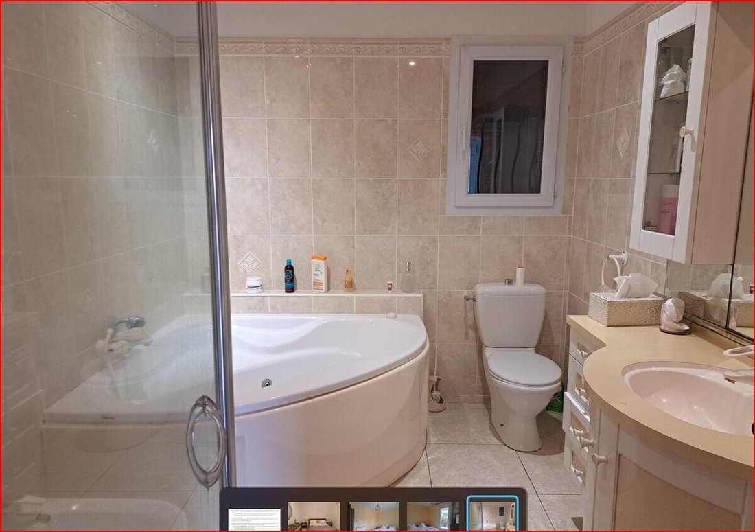 Villa in La Crau, Provence-Alpes-Côte d'Azur, France 4 - 12606497