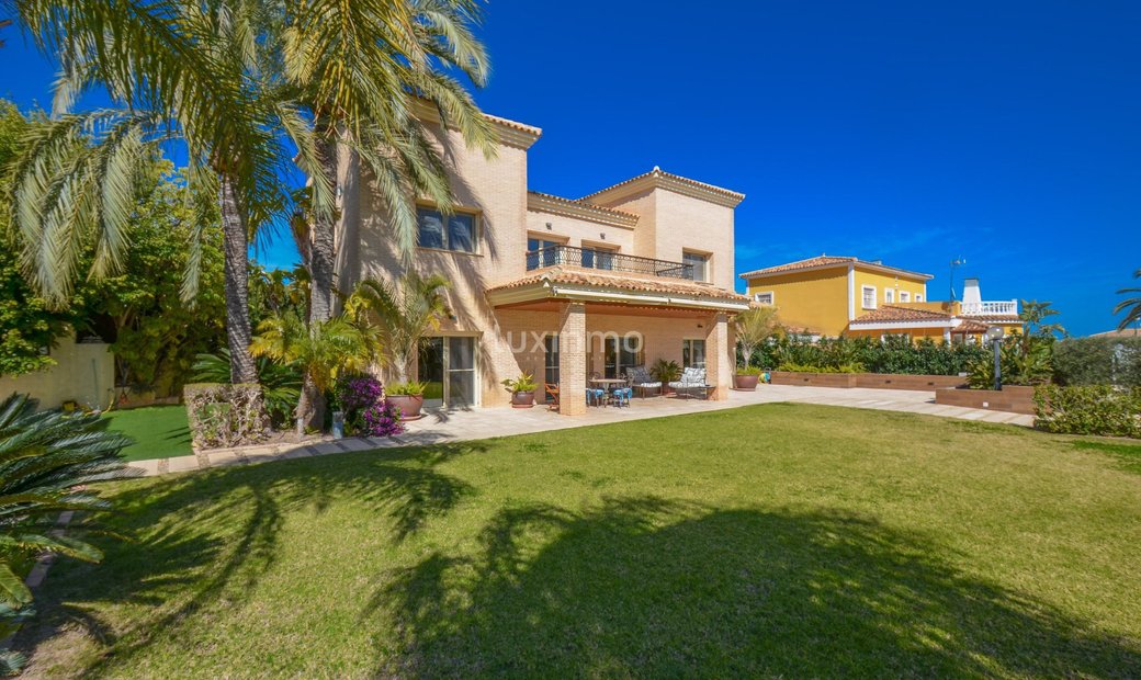 La Nucia Detached House In La Nucia, Valencian Community, Spain For