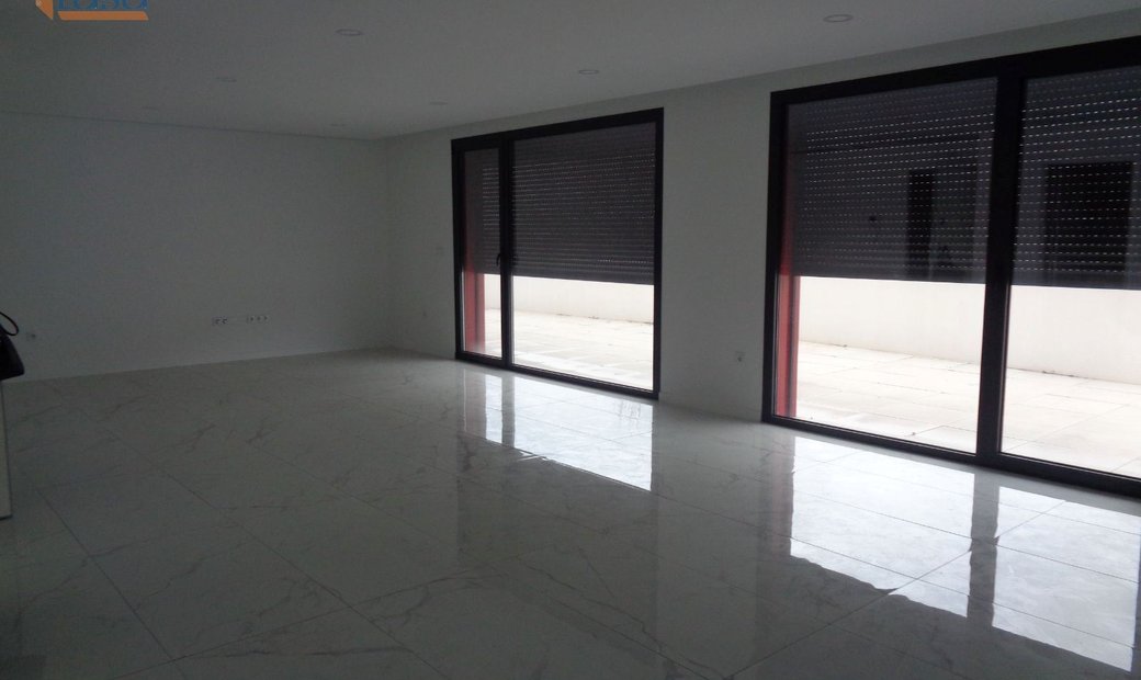 Viseu Apartment In Viseu, Viseu District, Portugal For Sale (12610121)