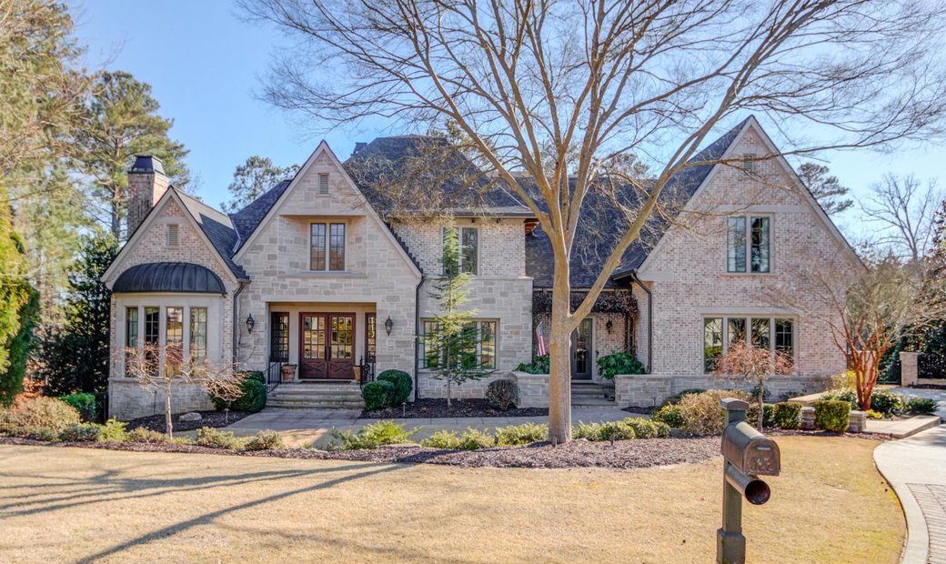 922 Chattooga Trace In Suwanee, United States For Sale (12610039)