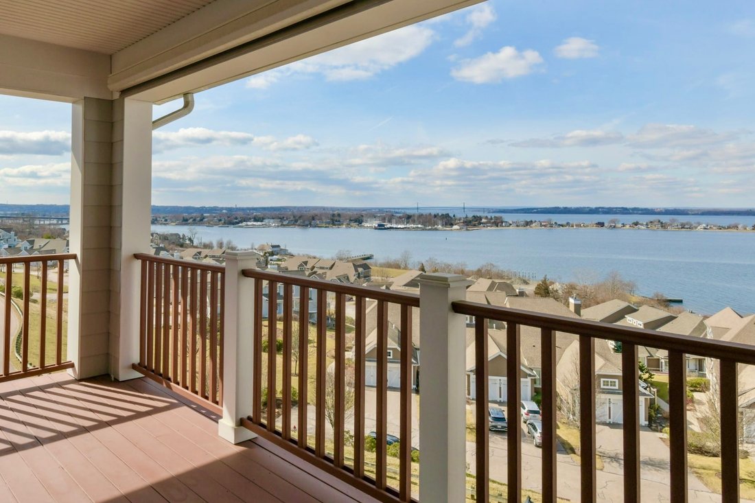 Single Level Condominium At The In Tiverton, Rhode Island, United