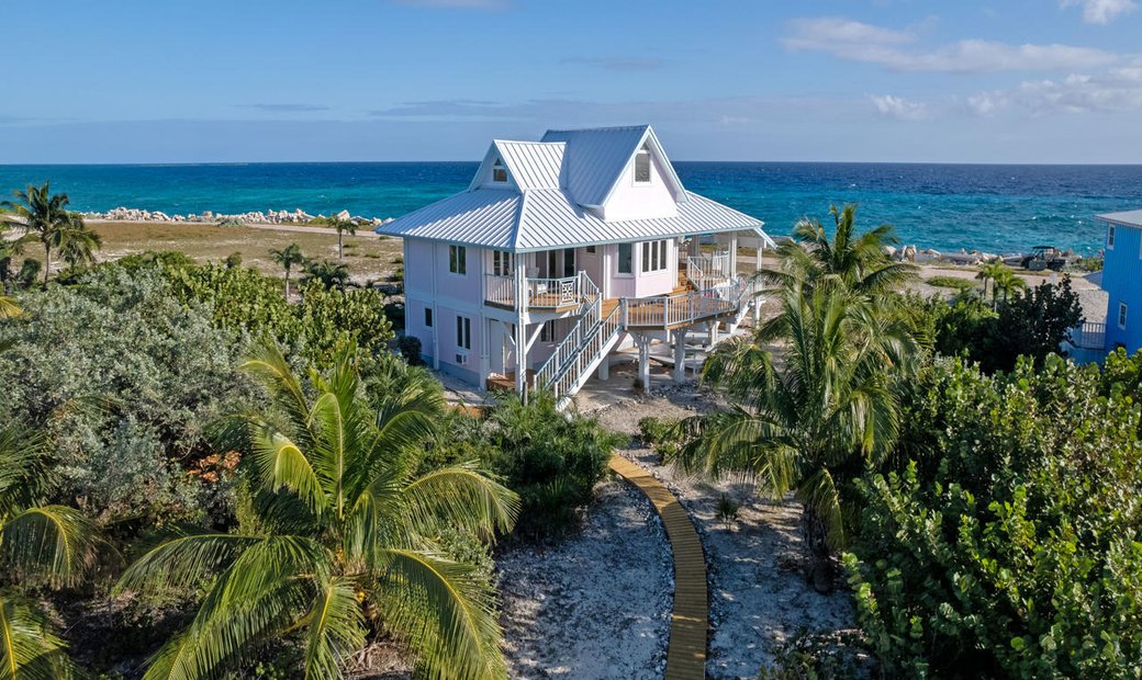 Chub Cay Beach Front Home In Chub Cay, Berry Islands, The Bahamas For Sale (12611225)