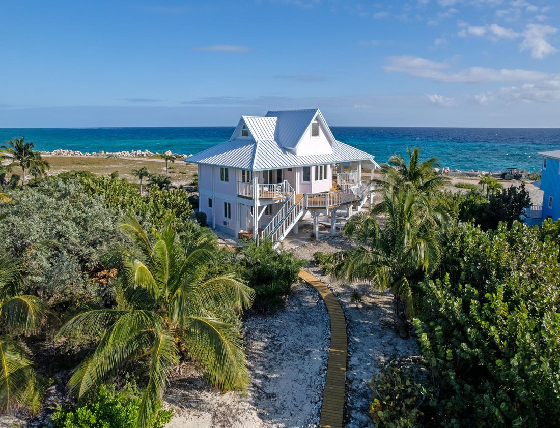 Maison En Front De Mer à Chub Cay Dans Chub Cay, îles Berry, Bahamas à ...