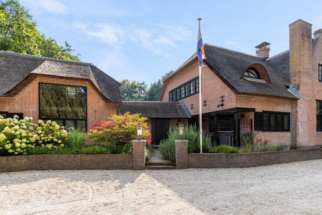 Eemnesserweg 96 Laren In Laren, North Holland, Netherlands For Sale