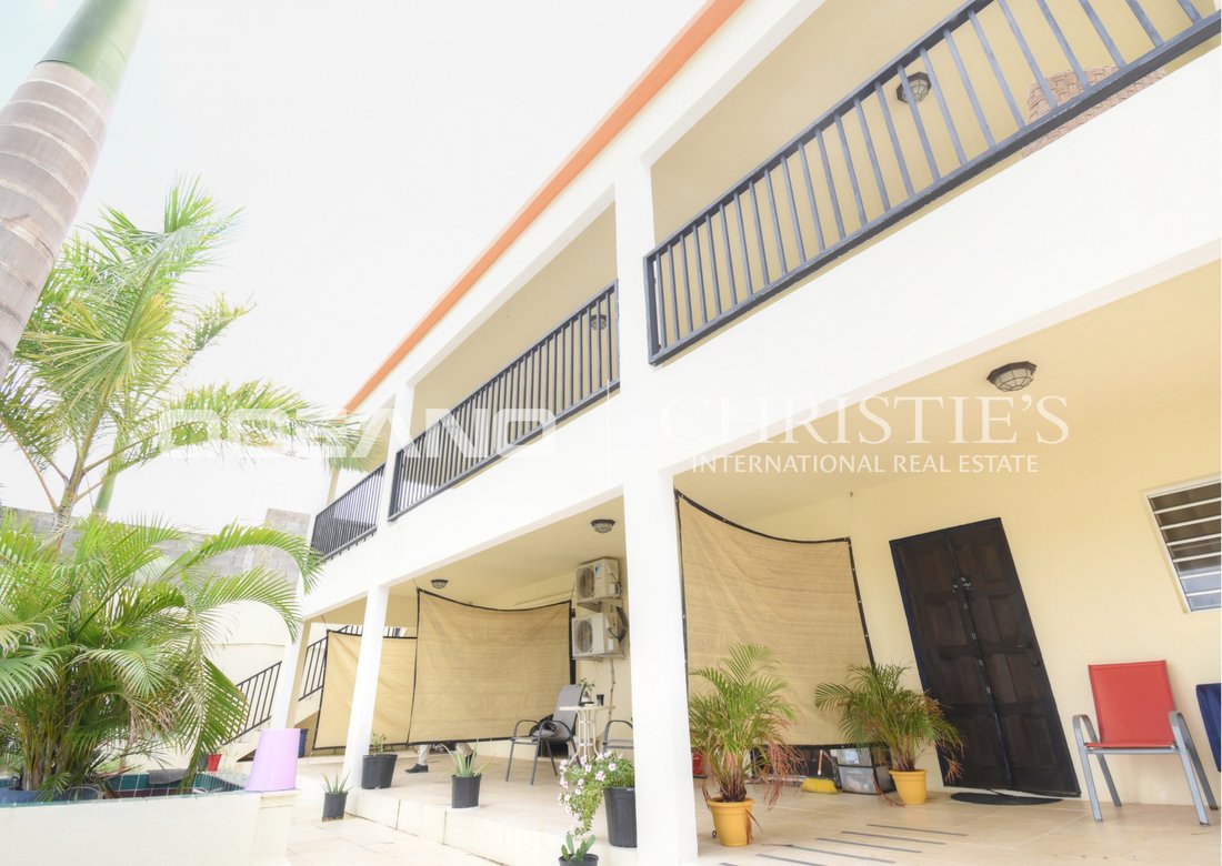 Special Investor Building With 6 Apartments In France For Sale (12279655)