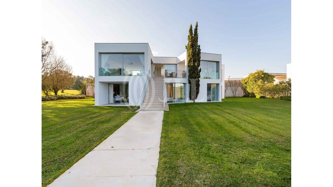 5 Bedroom Villa, Swimming Pool, Bom Sucesso In Vau, Leiria District, Portugal For Sale (12344172)