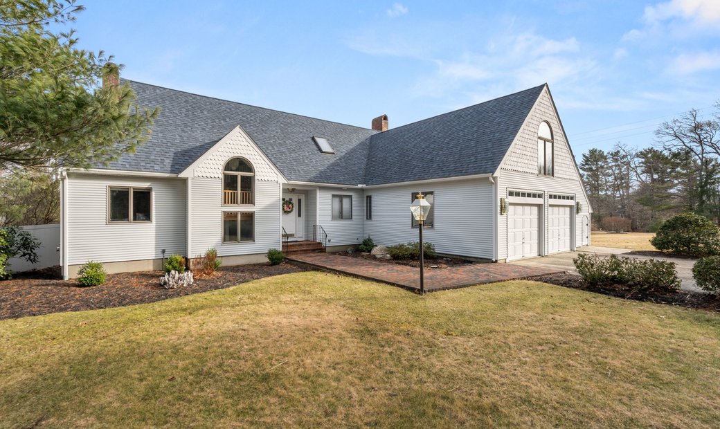 56 Country Club Circle In Pembroke, Massachusetts, United States For