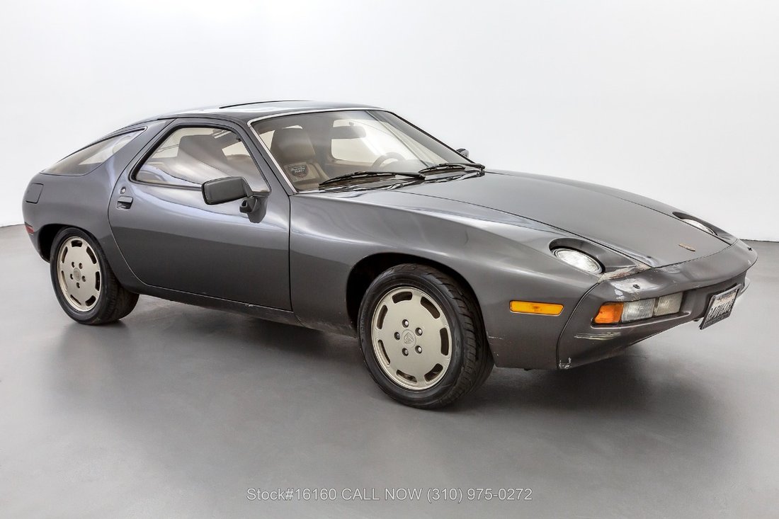 Porsche 928 in Los Angeles, CA 3 - 12611971