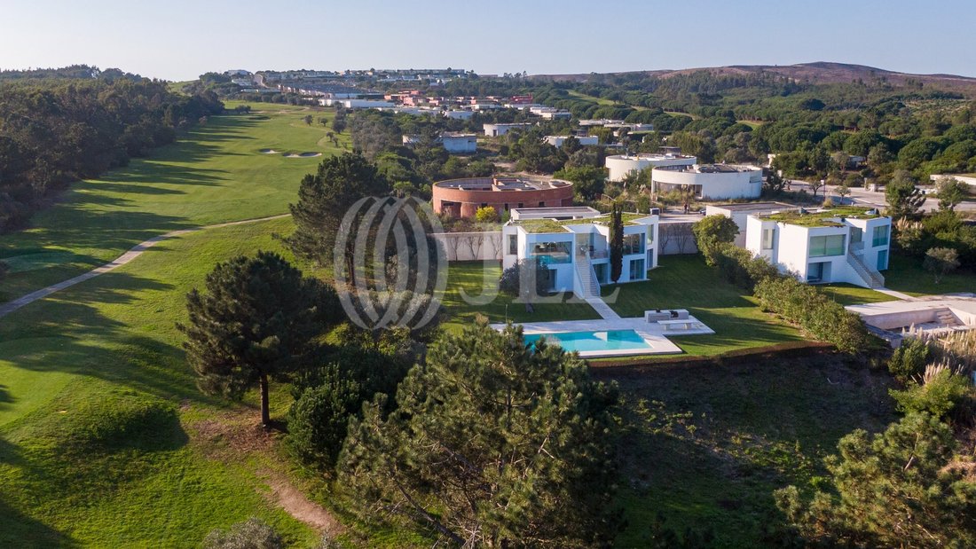 5 Bedroom Villa, Swimming Pool, Bom Sucesso In Vau, Leiria District, Portugal For Sale (12344172)