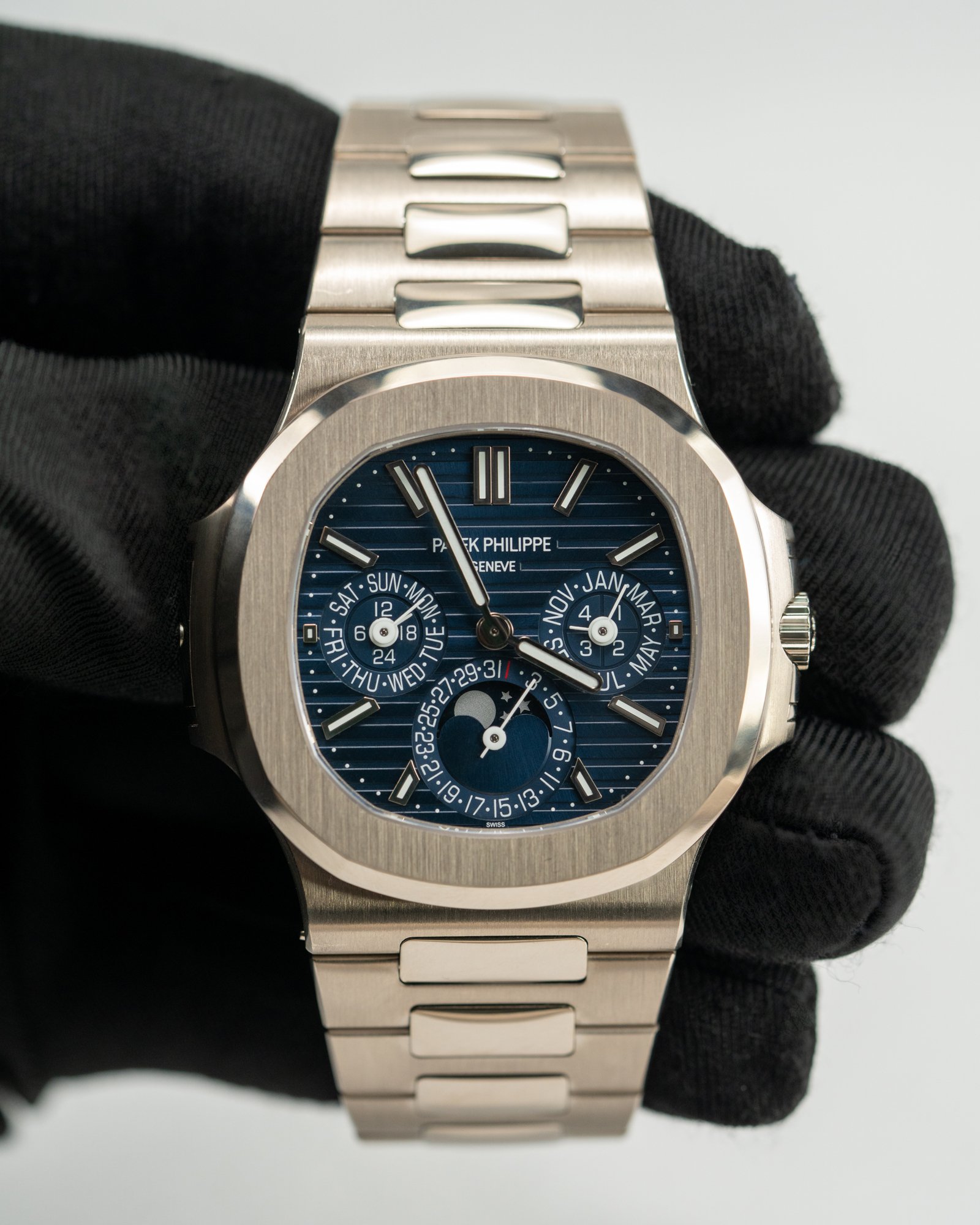 Patek Philippe] Over $300,000 For The Nautilus Perpetual Calendar 5740/1G?!  : r/Watches