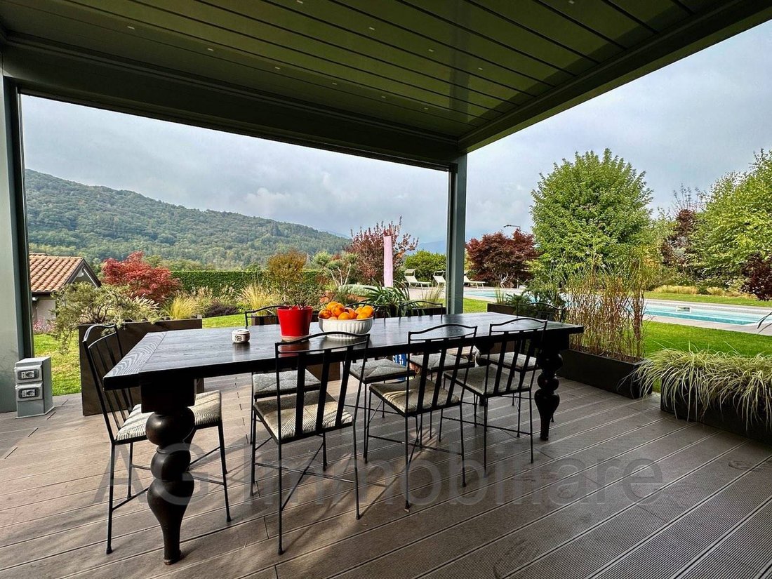 Villa Omegna In Agrano, Piedmont, Italy For Sale (12616911)