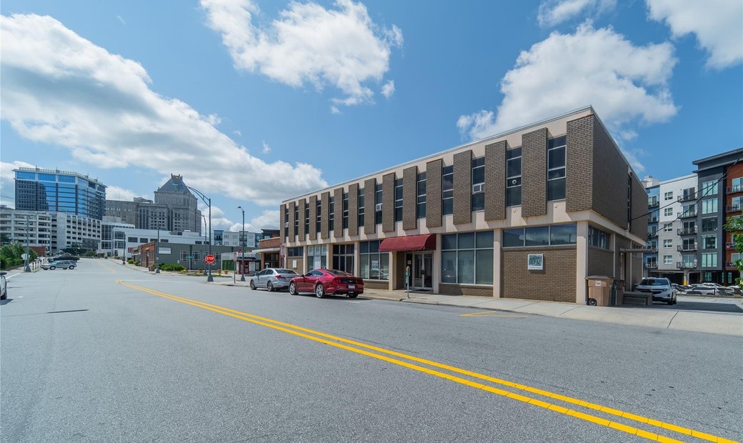 405 Battleground Avenue In Greensboro, North Carolina, United States