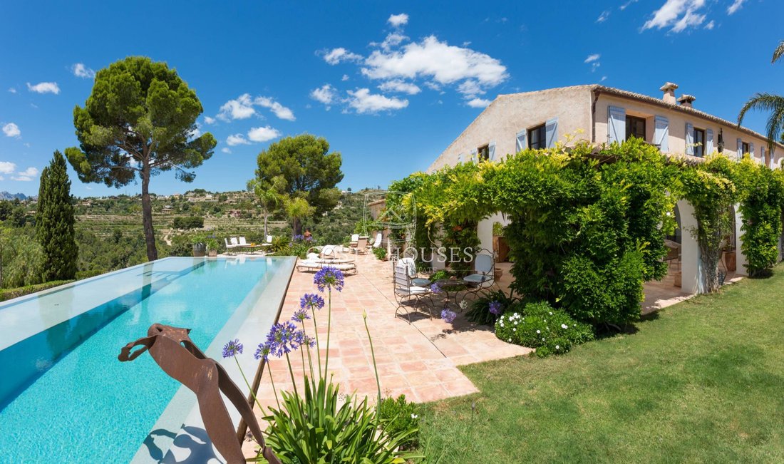 1 · Mediterranean Estate With Sea Views In Benissa, Valencian