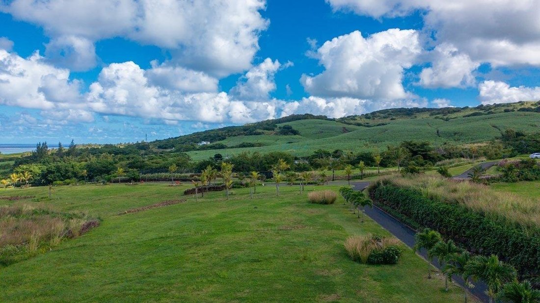 Bel Ombre Land With Sea And Golf In Bel Ombre, Savanne District, Mauritius For Sale (12619341)
