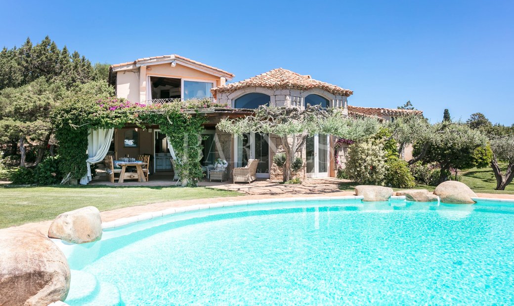 villa-ritual-cala-di-volpe-in-porto-cervo-sardegna-italia-in