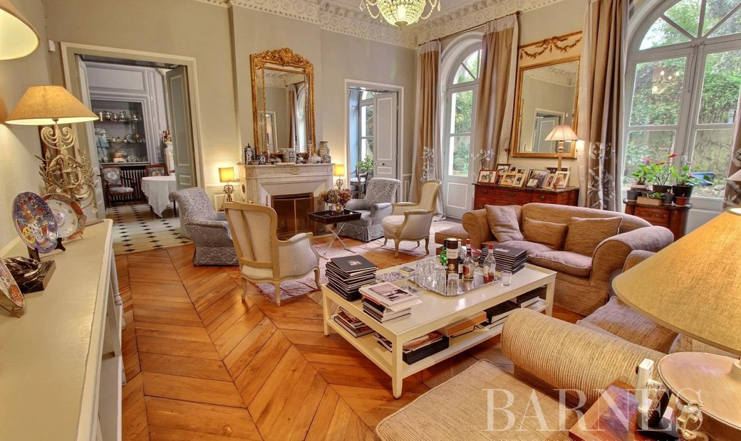 Sale House La Rochelle (Centre In La Rochelle, Nouvelle Aquitaine, France For Sale (12624055)