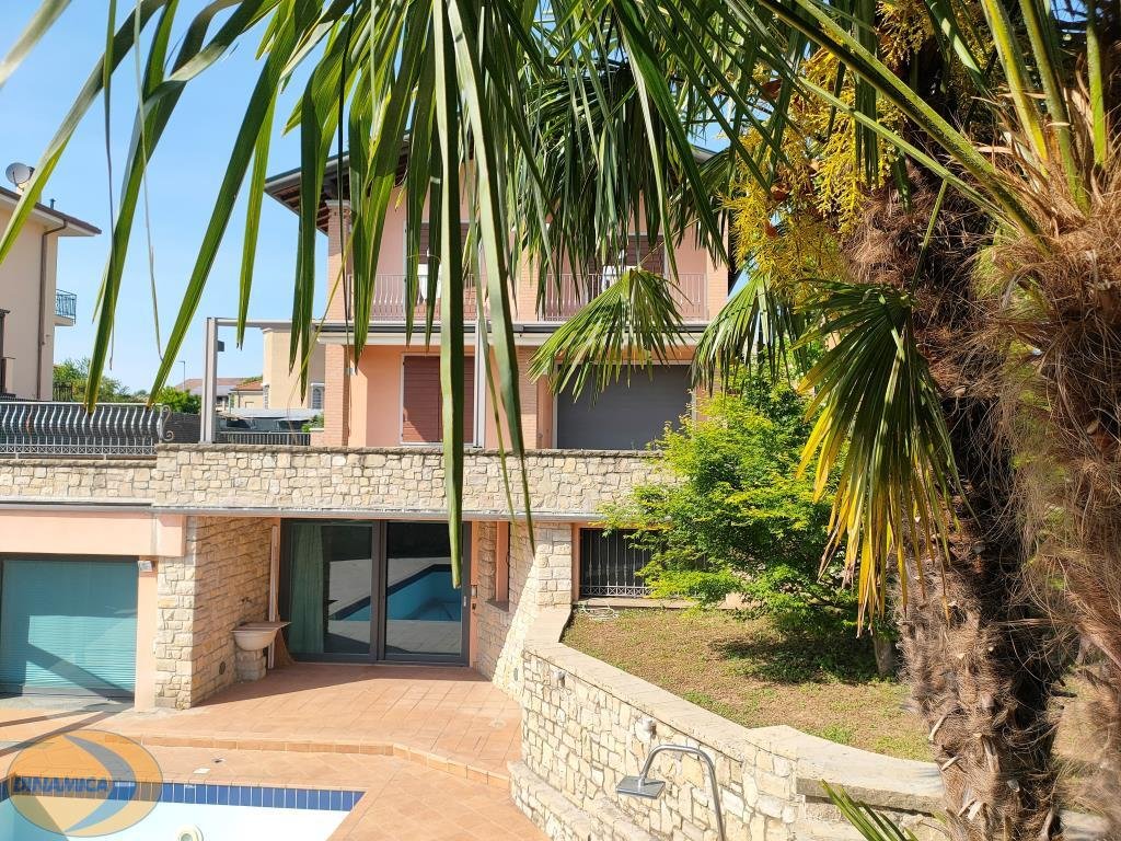 Casatenovo Villa In Cassina De Bracchi, Lombardy, Italy For Sale (12624962)