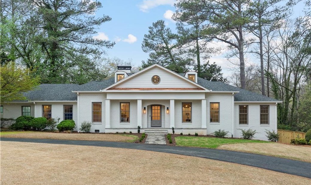 1019 Foxcroft Road Nw In Atlanta, United States For Sale