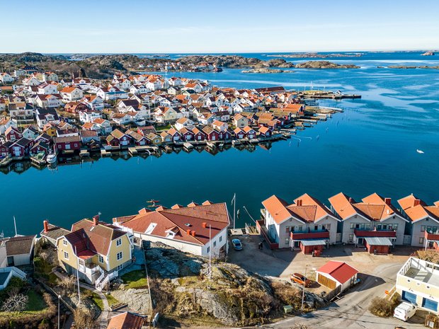 Luxury houses with garage for sale in Fiskebäckskil, Västra Götaland ...