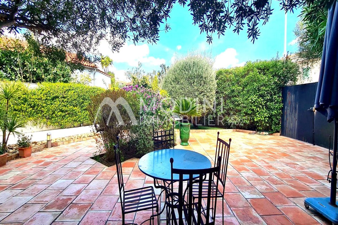 Villa in Ville-Les Saquedes-Le Bouillonnet, Sainte-Maxime, France 5 - 12626576
