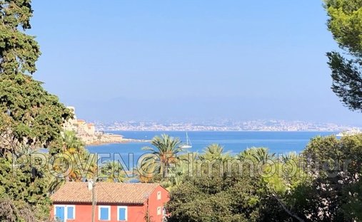 Apartment in Vieille Ville, Antibes, France 1