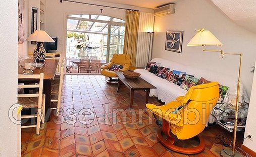 Villa in Grimaud, Provence-Alpes-Côte d'Azur, France 1