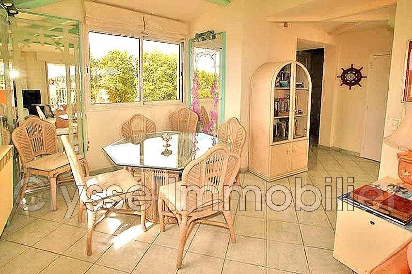 Appartamento a Grimaud, Provenza-Alpi-Costa Azzurra, Francia 5 - 12626971
