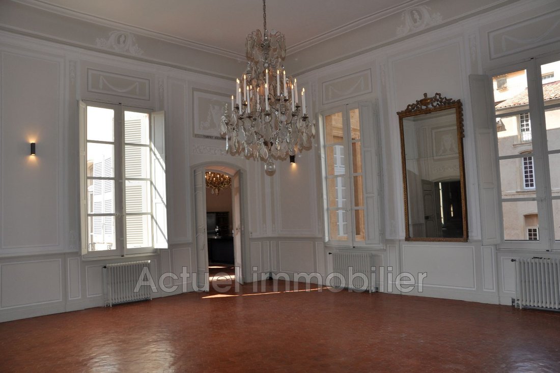 Apartment in Comtale-Cente-Cours Mirabeau, Aix-en-Provence, France 4 - 12627590